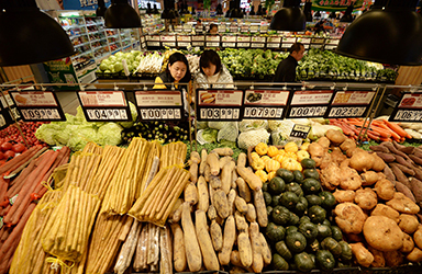 商务部：6月份农产品市场价格环比小幅下降